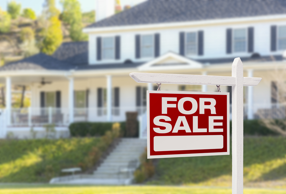 Questions to ask yourself before selling your home during a divorce