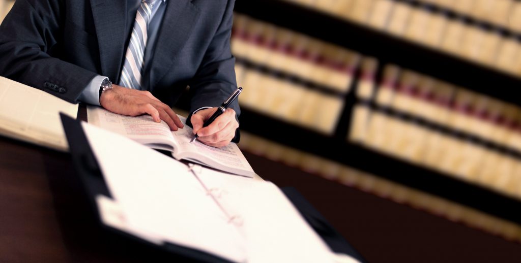 What does a business attorney do